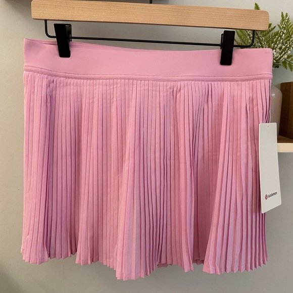 lululemon athletica Dresses & Skirts - Lululemon Varsity High-Rise Pleated Tennis Skirt Vita Pink Sz 6